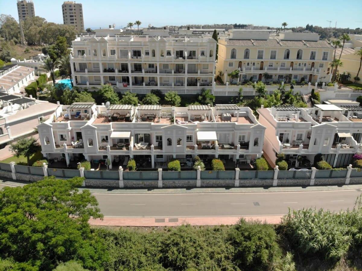 Apartamento Aloha Gardens Pools Bbq Wifi Garden Marbella